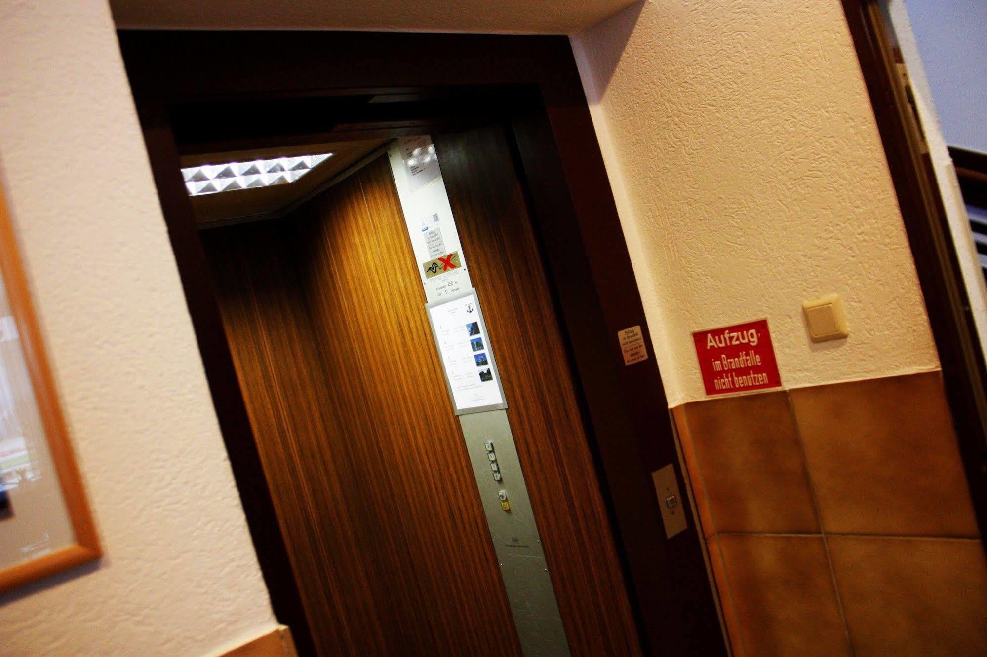 Hotel Zum Anker Andernach Luaran gambar